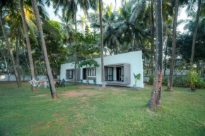 Cabana by Grha - Charming Cottage at Kappad Beach